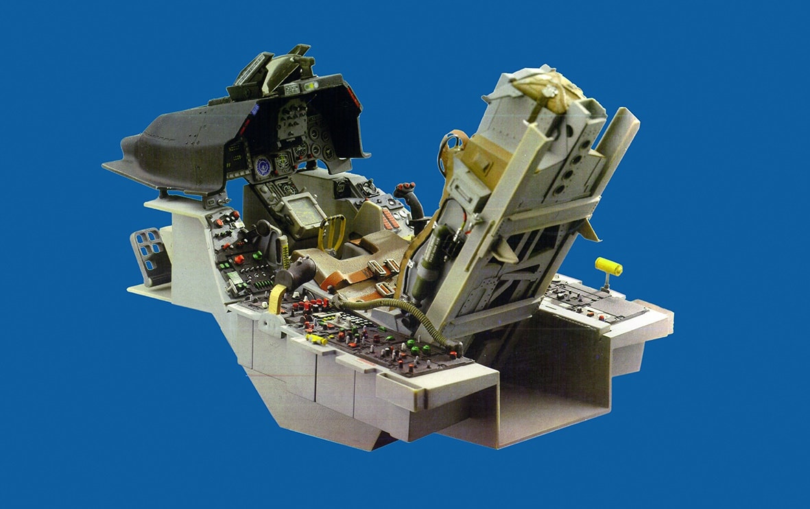 2990_1 Italeri F-16 COCKPIT 2990 - Image 1