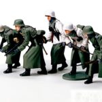 Tamiya German Assault Infantry (Winter) 35256