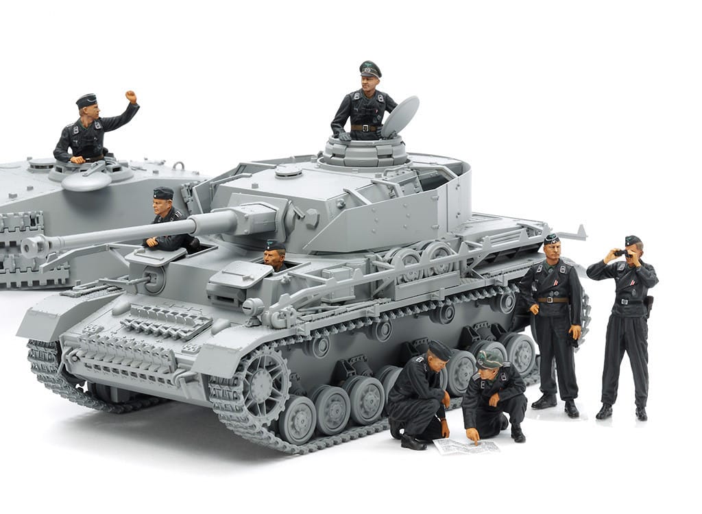 35354_01 Tamiya 1/35 German Tank Crew Set 35354 - Image 1