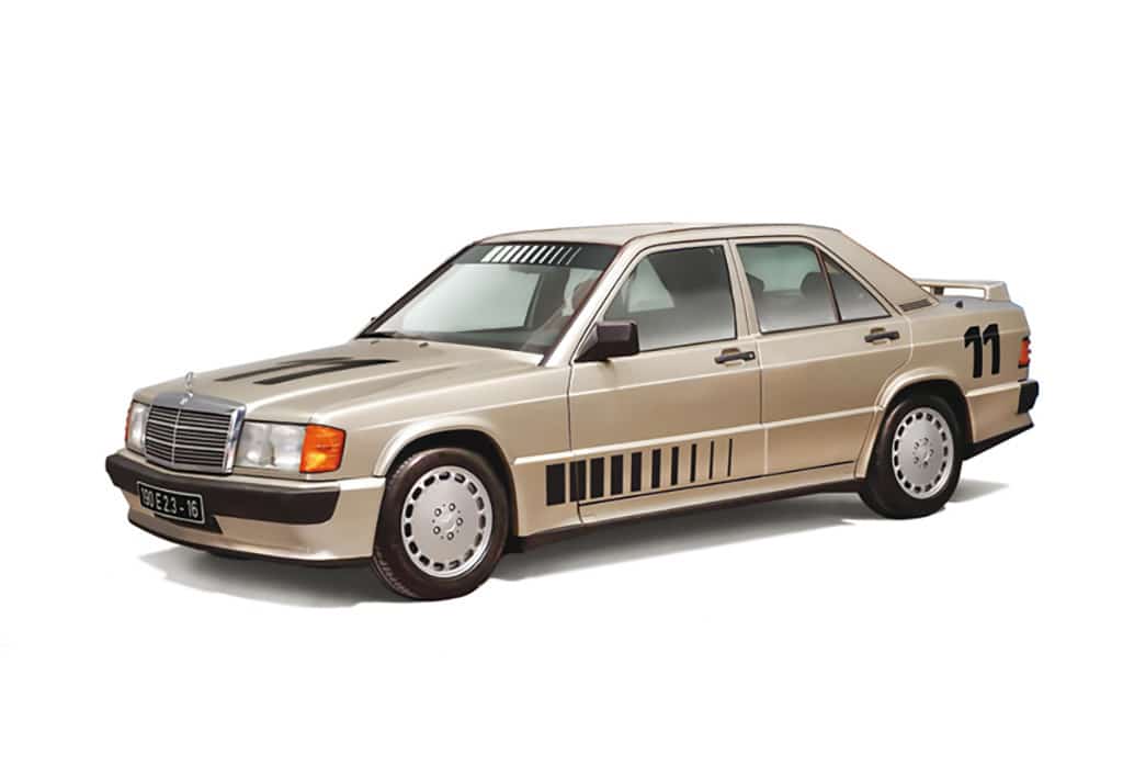 3624_01 Italeri Mercedes Benz 190E 3624 - Image 1