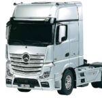 Italeri Mercedes Benz Actros Gigaspace C 3905