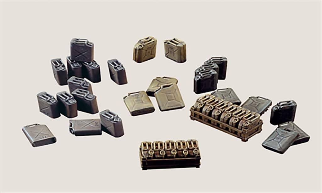 402_1 Italeri Jerry Cans 402 - Image 1