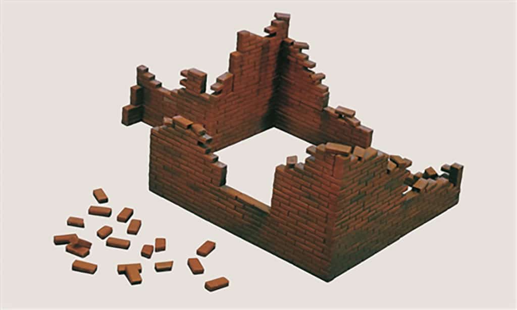405_1 Italeri Brick Walls 405 - Image 1