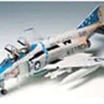 Tamiya F-4J Phantom Ii 60306