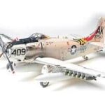 Tamiya Skyraider U.S.Navy 61058