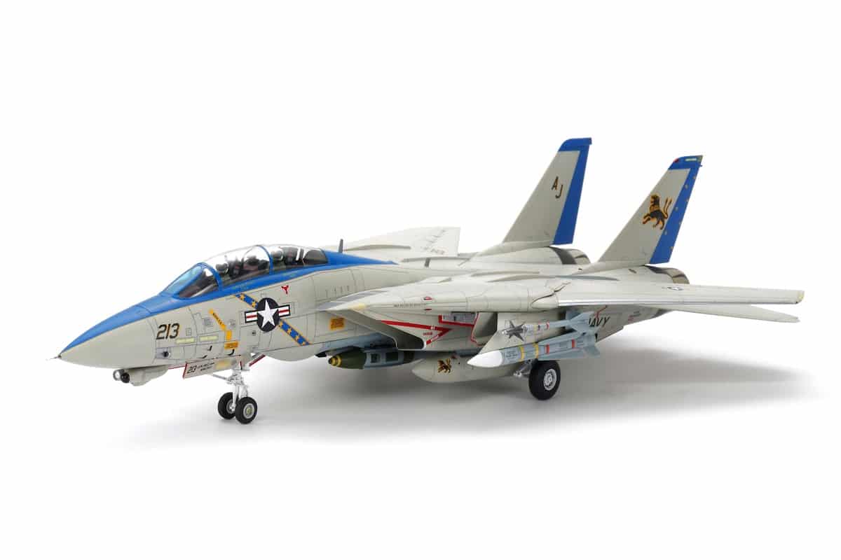 61118_001 Tamiya 1/48 F-14D Tomcat 61118 - Image 1