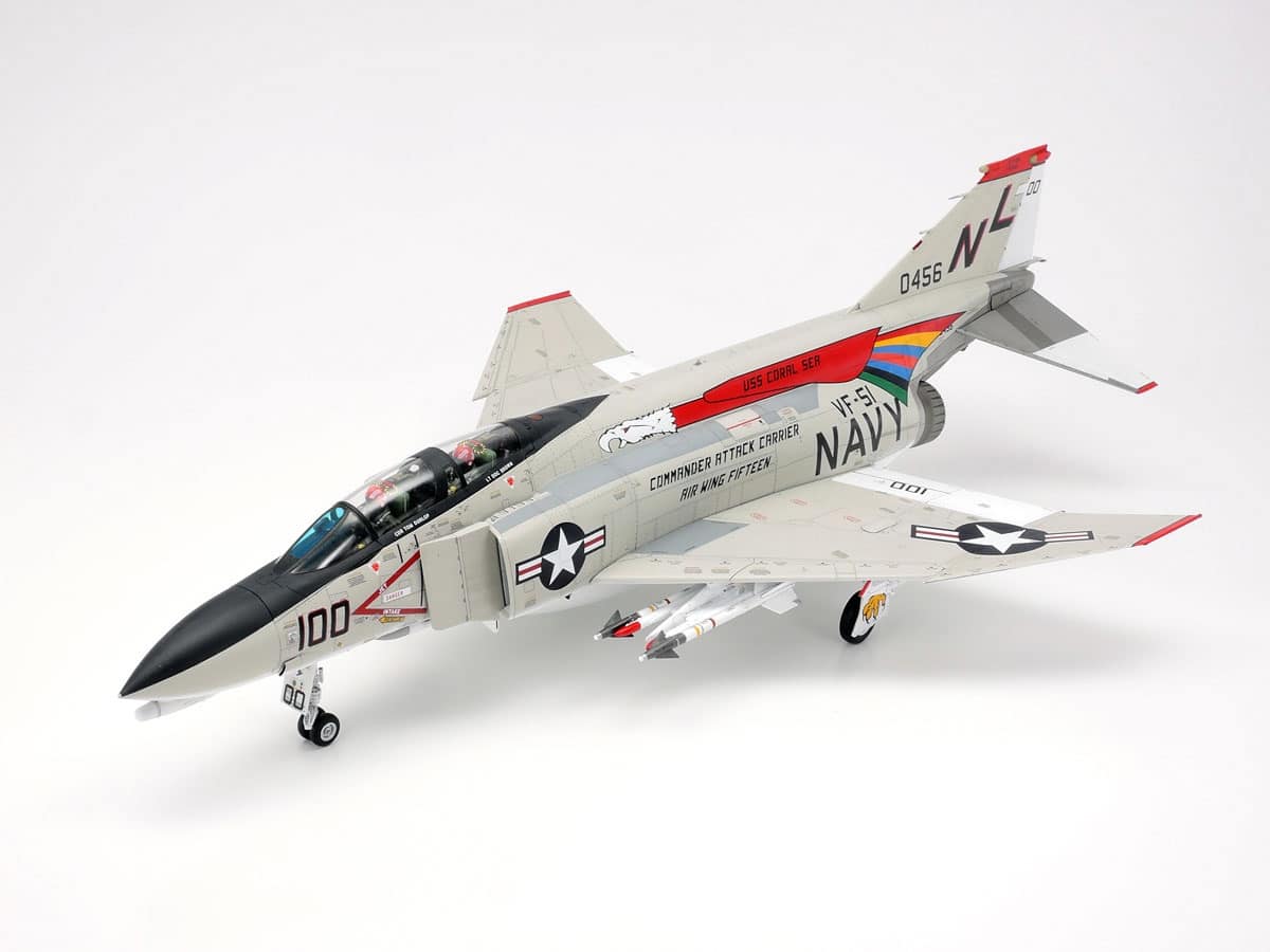 61121_001 Tamiya 1/48 F-4B Phantom II 61121 - Image 1