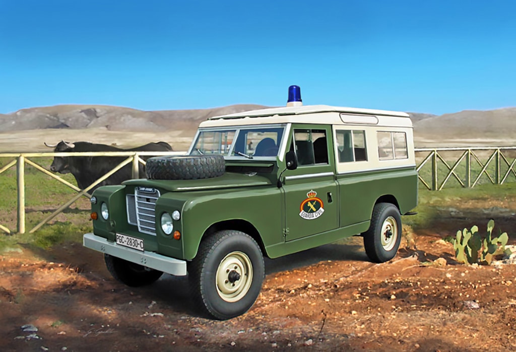 6542_01 Italeri Land Rover 109 'Guardia Civil' 6542 - Image 1
