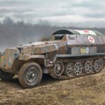 Italeri Sd.Kfz. 251/8 Ambulance 7077