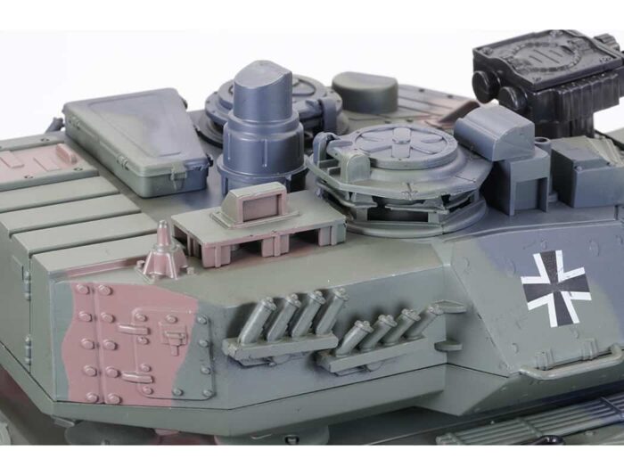 Brother Tank RC Tank 1/18th German Leopard 2 Camo BT-822 - Image 6