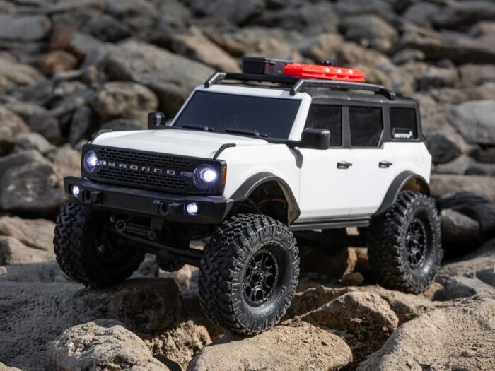 Axial 1/24 SCX24 Ford Bronco 4X4 RTR (inc Battery & Charger) White AXI00006V2T4 - Image 6
