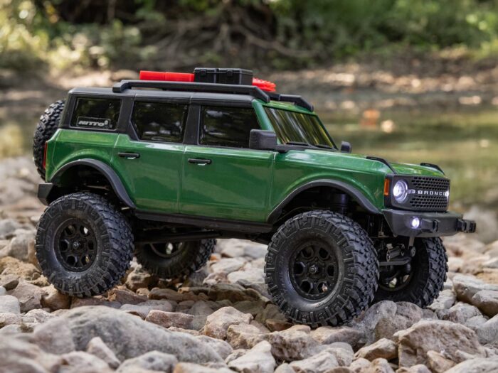 Axial 1/24 SCX24 Ford Bronco 4X4 RTR (inc Battery & Charger) Green AXI00006V2T5 - Image 3