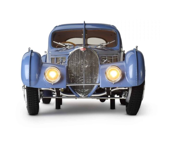 IXO Collections Bugatti SC57 Atlantic 1/8th Scale Metal & Plastic Kit IXCBGAFK - Image 3