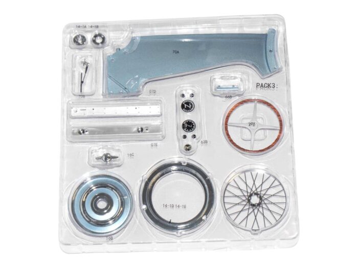 IXO Collections Bugatti SC57 Atlantic 1/8th Scale Metal & Plastic Kit IXCBGAFK - Image 21