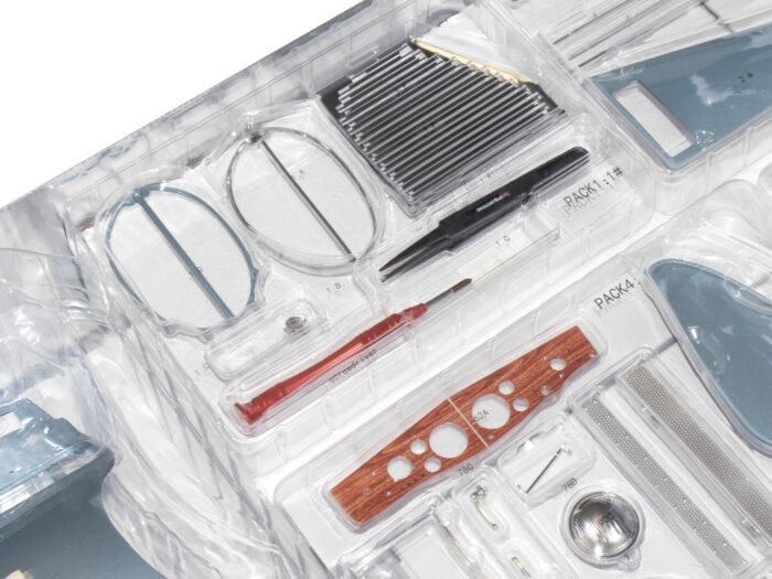 IXO Collections Bugatti SC57 Atlantic 1/8th Scale Metal & Plastic Kit IXCBGAFK - Image 24