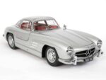 IXO Collections Mercedes 300 SL Silver 1/8th Scale Metal & Plastic Kit IXCMBCFK