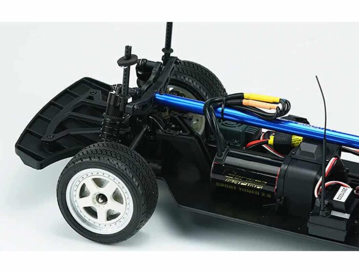 Carisma M48S Nissan Skyline Gt-R (R32) 1/8th Brushless RTR CA89968 - Image 5