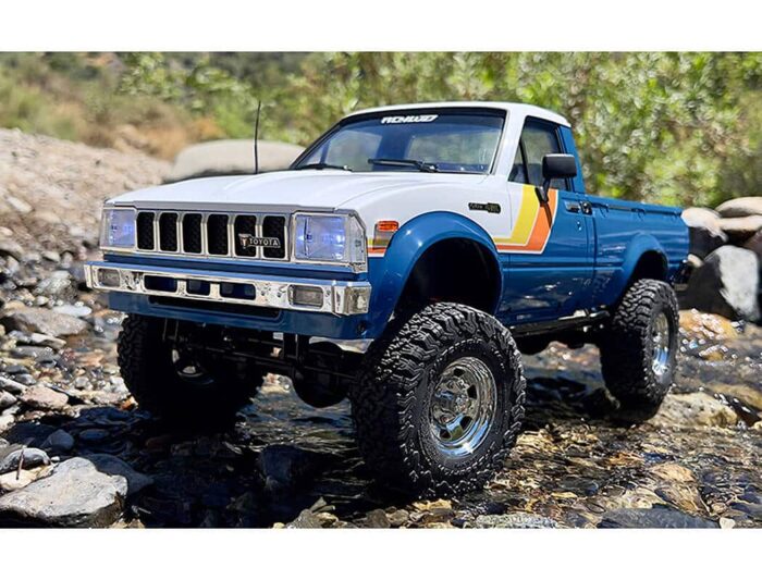 RC4WD Trail Finder2 RTR 1982 Toyota Pickup Hard Body Blue Z-RTR0069 - Image 8