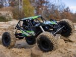 Axial 1/8th AXP8 Gilamon 2.2 4X4 RTR Trail Buggy Green AXI-1207T1 - Image 2