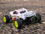 Losi 1/28 Micro-T 2WD Stadium Truck RTR White LOS-1392T1 - Image 4