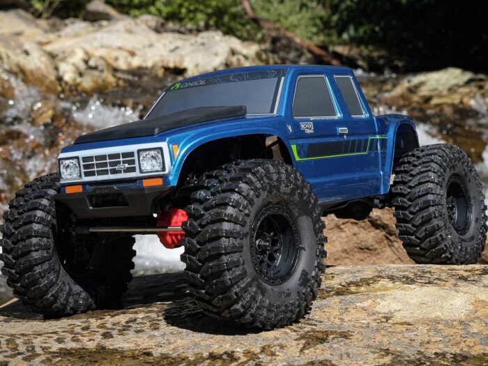 Axial 1/10th SCX10 III Coyote 4X4 RTR Rock Crawler Blue AXI-2036T2 - Image 2