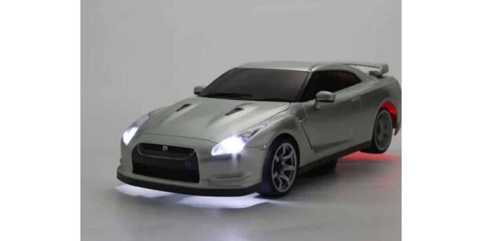 Kyosho First Mini-Z 1/28th Nissan GT-R R35 Silver 66608A - Image 6