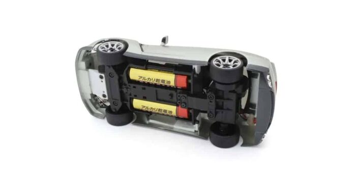 Kyosho First Mini-Z 1/28th Nissan GT-R R35 Silver 66608A - Image 7