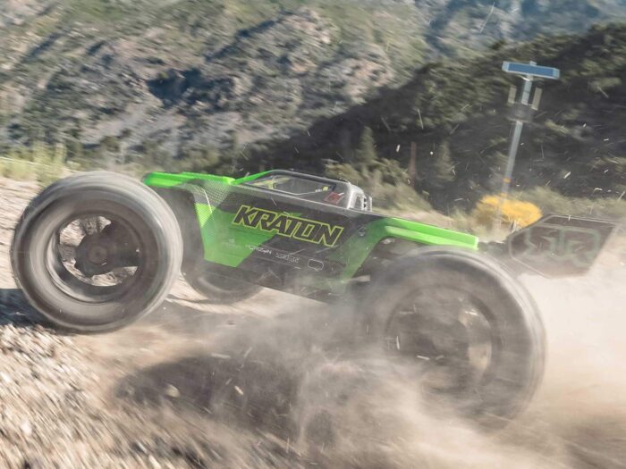 Arrma 1/8th KRATON 6S V6 4X4 BLX Speed Monster Truck RTR Green/Black ARA8608V6T3 - Image 17