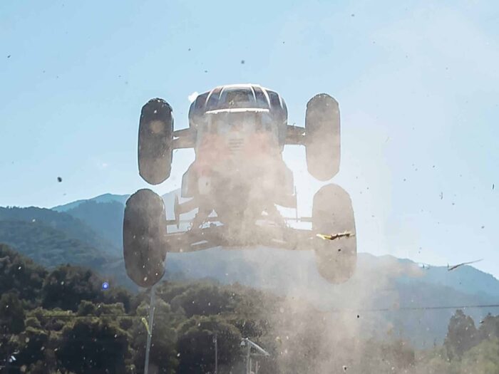 Arrma 1/8th KRATON 6S V6 4X4 BLX Speed Monster Truck RTR Blue/Red ARA8608V6T4 - Image 3