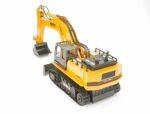 Huina 1/16 Scale RC Excavator 2.4G 11Ch W/Die Cast Bucket CY1531 - Image 12