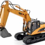 Huina 1/14th Scale Rc Excavator 2.4G 15Ch W/Die Cast Bucket CY1535