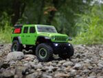 Axial SCX24 Jeep Gladiator 4WD Rock Crawler RTR, Green AXI00005V2T3 - Image 4