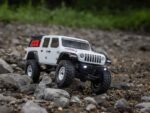 Axial SCX24 Jeep Gladiator 4WD Rock Crawler RTR, White AXI00005V2T4 - Image 4