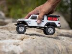 Axial SCX24 Jeep Gladiator 4WD Rock Crawler RTR, White AXI00005V2T4 - Image 6