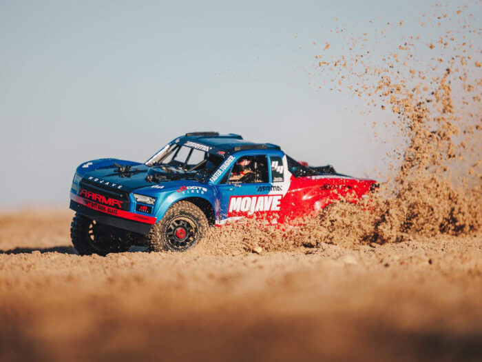 Arrma 1/8th Mojave 4x4 4S BLX Centre Diff Desert Truck RTR Blue ARA4404T2 - Image 21