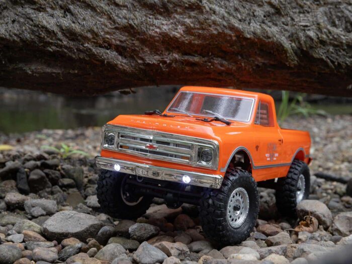 Axial 1/24th SCX24 1967 Chevrolet C10 Rock Crawler Orange AXI00001V2T3 - Image 14