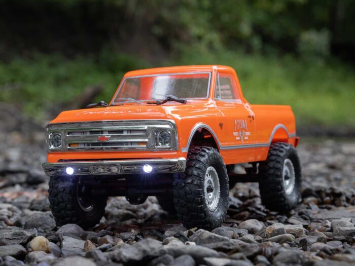 Axial 1/24th SCX24 1967 Chevrolet C10 Rock Crawler Orange AXI00001V2T3 - Image 18