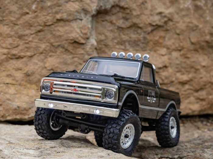 Axial 1/24th SCX24 1967 Chevrolet C10 Rock Crawler RTR Black AXI00001V2T4 - Image 3