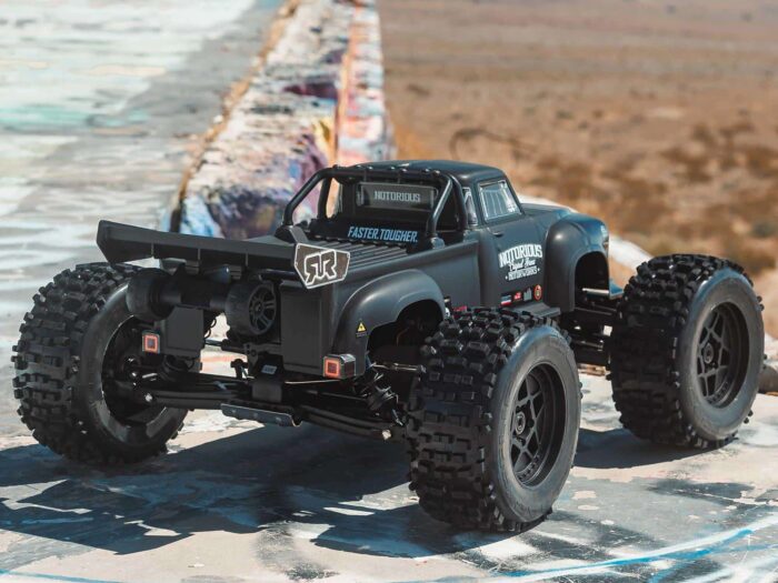 Arrma 1/8th Notorious 6S V6 4X4 BLX Stunt Truck RTR Black ARA8611V6T1 - Image 13