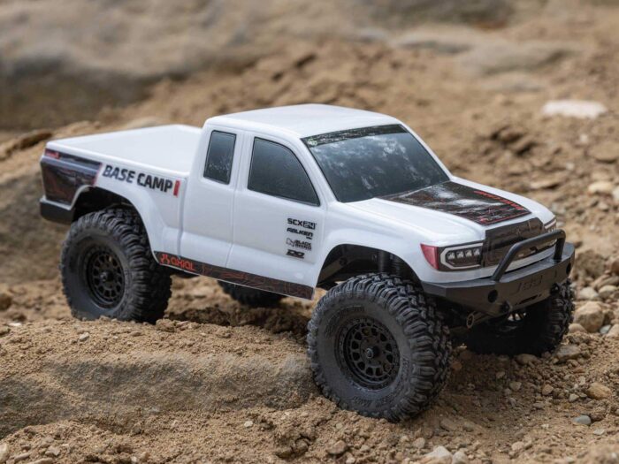 Axial 1/24th SCX24 Base Camp 4WD Rock Crawler RTR White AXI-1219T1 - Image 3